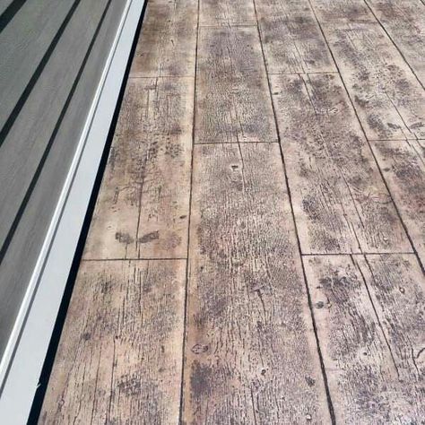 Wood Looking Concrete Floors, Concrete Wood Stamp Patio Ideas, Stamped And Stained Concrete, Stamped Concrete Porch Farmhouse, Stamped Concrete Patio Ideas Layout, Stamped Concrete Patio Steps, Wood Stamped Concrete Patio Ideas, Farmhouse Stamped Concrete Patio, Stamped Concrete Patio Ideas Wood Plank