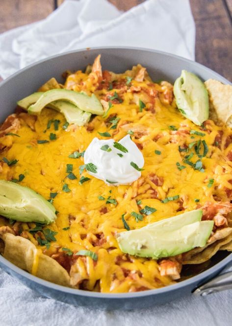 Chicken Chilaquiles - Dinners, Dishes, and Desserts Mexican Dinner Recipes Chicken, Fiesta Chicken Crockpot, Chicken Chilaquiles, Chilaquiles Recipe, Enchilada Pasta, Tortilla Chip, Traditional Mexican Dishes, Mexican Dinner Recipes, One Skillet Meals