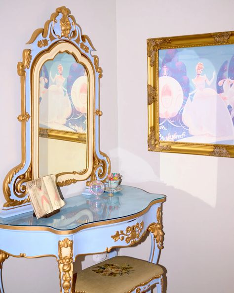 Disney-Inspired Home Decor Helps Fans Take Home the Magic - The New York Times Cinderella Room Aesthetic, Disney Hotel Room, Disney Princess Room Ideas, Disney Bedroom, Disney Princess Kitchen, Cinderella Bedroom, Cinderella Nursery, Cinderella Room, Disney Themed Bedrooms