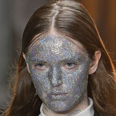 Instagram Glitter Masks Make Their Debut at Paris Fashion Week | Brit + Co Editorial Makeup, Head Shapes, Giambattista Valli, Mask Making, Beauty Bag, Face Art, Beauty Trends, Fashion Face, Fashion Details