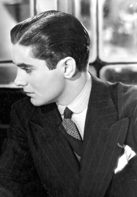 Tyrone Power in ‘Cafe Metropole’, 1937 1930s Romance, 1930s Actors, Tyrone Power, 얼굴 그리기, Hollywood Men, Hubba Hubba, Jesse James, Movie Buff, Most Handsome Men