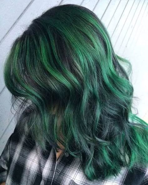 Half Green Hair, Green Balayage, Colored Balayage, Witch Wig, Coffee Brown Hair, Emerald Hair, Dark Green Hair, Highlights Ideas, Brown Ombre Hair