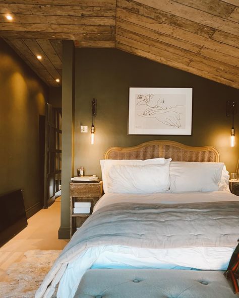 CASA PROUDLOCK on Instagram: “The Cabin 🛏 This is the most cosy and snuggly room that all of our guests (mostly our Mamas) love.  bed frame - @ebay_uk  artwork -…” Barn Conversion Bedroom, Bungalow Loft Conversion, Loft Bedroom Decor, Loft Conversion Ideas, Barn Conversion Interiors, Loft Conversion Bedroom, Tiny Loft, Cosy Decor, Attic Conversion