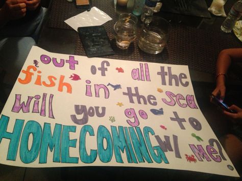 Homecoming proposal!  Out of all the fish in the sea, will you go to homecoming with me?  It came with a fish bowl. Many small grey fish and an exotic colored one! Baseball Promposal, Fishing Promposal, Hoco Poster Ideas, Promposal Ideas For Him, Sadie Hawkins Proposals, Sadies Proposal, Formal Proposals, Promposal Ideas, Funny Prom