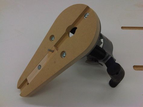 DIY Circle Jig - Techtalk Speaker Building, Audio, Video Discussion Forum Router Keyhole Jig, Diy Circle Jig For Router, Circle Jig, Router Bit Types, Router Table Plans Rockler Woodworking & Hardware, Speaker Building, Reading For Beginners, Router Jig, Router Projects