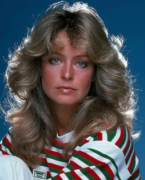 70s Disco Hair, Farrah Fawcett 70s, 70s Hair Styles, Best Curtain Bangs, Farah Fawcett Hair, Farah Fawcett, Disco Hair, Farrah Fawcet, 70s Hair