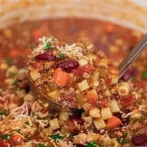 Pasta fagioli - Eating on a Dime Pasta Fagioli Crockpot, Crockpot Broccoli, Pasta Fagioli Soup Recipe, Garden Pasta, Pasta Fagioli Recipe, Pasta Fagioli Soup, Pasta E Fagioli Soup, Crockpot Pasta, Fagioli Soup