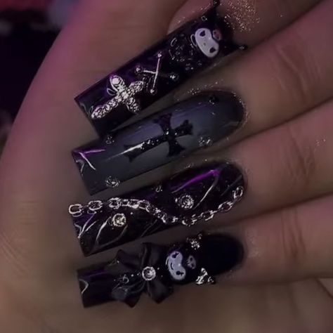 Kuromi Nails Acrylic Black, Dark Purple And Black Nails Acrylic, Black Sanrio Nails, Black Kawaii Nails, Kuromi Nails Acrylic, Dark Purple And Black Nails, Purple Goth Nails, Uñas Kuromi, Nail Inspo Dark