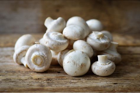 Button Mushrooms Olive Garden Stuffed Mushrooms, Italian Stuffed Mushrooms, Jamur Kancing, Button Mushroom, How To Cook Mushrooms, Loaf Recipes, Homemade Italian, Oven Dishes, Cooking Spoon