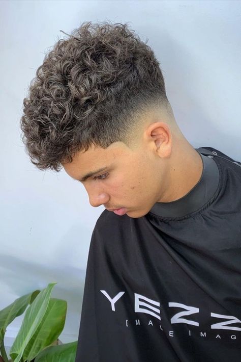 Boys Haircuts Curly Hair, Boys Curly Haircuts, Fade Haircut Curly Hair, Mid Fade Haircut, Taper Fade Curly Hair, Fade Haircut Styles, Mens Hairstyles Curly, Curly Hair Fade, Men Haircut Curly Hair