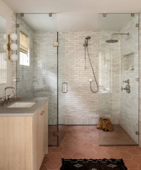 Terra Cotta Bathroom, Terracotta Tiles Bathroom, Terra Cotta Floors, Oregon Beach House, Aqua Tiles, Beach Style Bathroom, Oregon Beach, Oregon Beaches, Glazed Brick