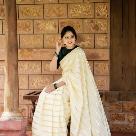 Full body stripes Set Saree Golden Kasavu Material Cotton 6.25mtrs with running blouse *Price - 899/- + freeship Onam Saree Looks, Onam Saree Blouse, Saree Golden, Onam Sadhya, Kerala Saree Blouse, Light Green Blouse, Onam Outfits, Onam Saree, Half Saree Lehenga