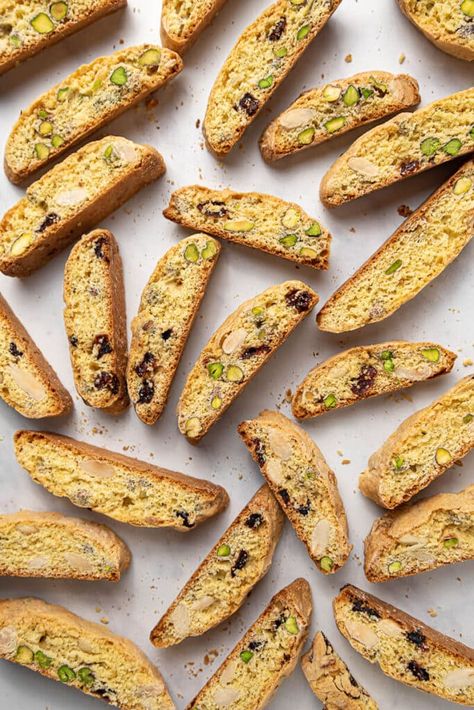 Gluten Free Biscotti (Extra crispy!)- The Big Man's World ® Gluten Free Biscotti Recipe, Gluten Free Biscotti, Almond Biscotti Recipe, Gluten Free Biscuits, Gluten Free Christmas, Wheat Free Recipes, Biscotti Recipe, Gluten Free Desserts Recipes, Twice Baked