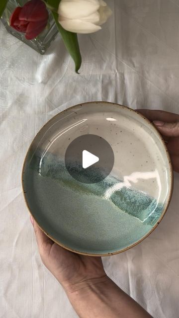 Ceramic Plate Glazing Ideas, Plate Glazing Ideas, Pottery Plate Ideas, Pottery Glazing Ideas, Botz Glaze, Ceramic Glaze Ideas, Pottery Plates Handmade, Pottery Glaze Ideas, Glazing Ideas