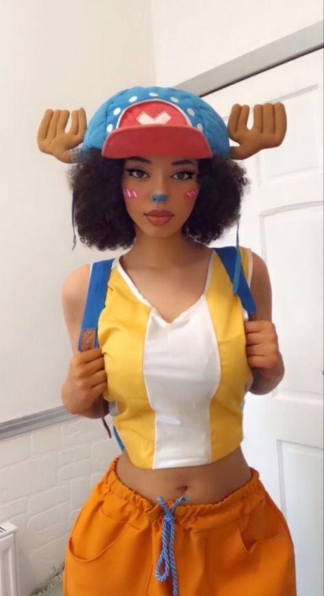 One Piece Chopper Cosplay, Woman Cosplay Ideas, Tony Tony Chopper Cosplay, Chopper One Piece Cosplay, Cosplay Black Women, One Piece Halloween Costume, Halloween Costumes Girl, Aesthetic Girl Drawing, Chopper Cosplay