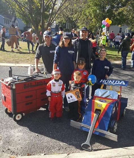 Pit Crew Family Costume, Race Car Driver And Pit Crew Costume, Racing Theme Trunk Or Treat, Race Car Driver Family Costume, Family Race Car Costumes, Pit Crew Halloween Costume, Pit Crew Aesthetic, Disney Cars Halloween Costume Family, Pit Crew Costume