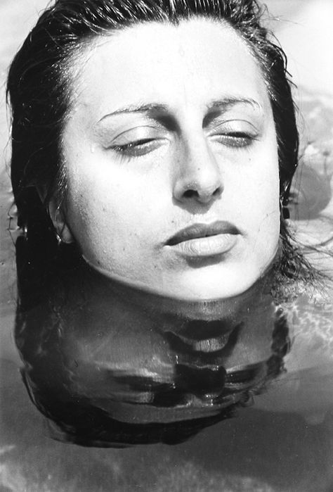 Anna Magnani, Cinema Video, Pictures Of Anna, Cindy Sherman, Foreign Film, Italian Actress, Pure Beauty, Film Stills, White Photography