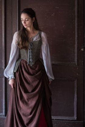 1600s Dresses, 1660s Fashion, Richard Jenkins Photography, Ren Faire Outfits, Richard Jenkins, Fair Outfits, Old Fashion Dresses, Dresses Aesthetic, Middle Age Fashion