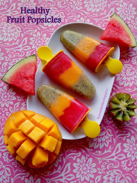 Annapurna: Beat the heat this Summer with these healthy and gorgeous looking fruit popsicles. Made from fresh fruit purees, these layered ice-pops are very refreshing and delightful. They are super easy to make with a no-cook recipe and taste absolutely yummy! This fruit ice-candy is sugar-free, vegan, gluten-free and free of artificial flavor and color. Healthy Fruit Popsicles, Ice Candy Recipe, Fruit Ice Pops, Yoghurt Recipe, Ice Candy, Fruit Popsicles, Frozen Dessert Recipe, Easy Ice Cream, Healthy Fruit