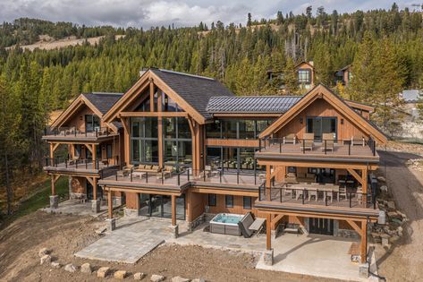 Ski Resort Exterior, Luxury Mountain House Plans, Ski Lodge Floor Plan, Modern Ski Chalet Exterior, Lodge Plans Layout, Ski Chalet Floor Plans, Ski Cabin Exterior, Ski Lodge Exterior, Ski House Exterior