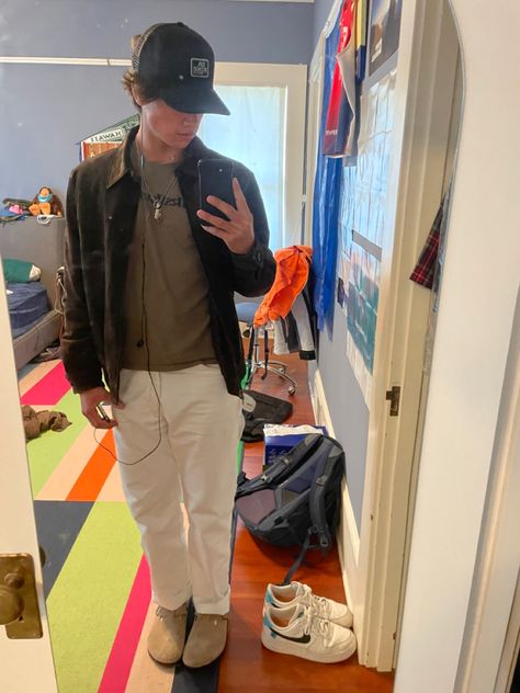 Birkenstock Boston Dickies painter pants suede leather jacket Dickies Jacket Outfit, Dickies Painter Pants, White Pants Outfit, Painters Pants, White Pants, Pants Outfit, Jacket Outfits, Birkenstock, Suede Leather