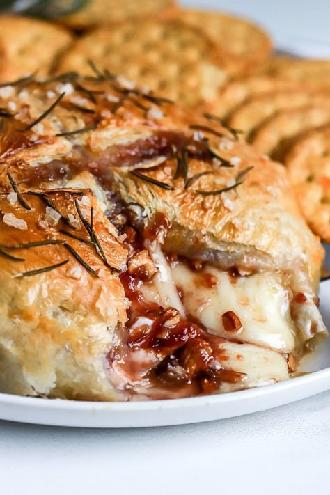 Easy Air Fryer Baked Brie Recipe With Puff Pastry - Basics with Bails Baked Brie Puff Pastry, Recipe With Puff Pastry, Baked Brie Recipe, Baked Brie Appetizer, Baked Brie Recipes, Brie Puff Pastry, Brie Appetizer, Brie Recipes, Cranberry Cheese