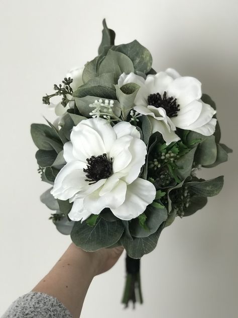 Aneome Bridal Bouquet, Dark Green And White Bridal Bouquet, Black And White Prom Flowers, Long Stem Peony Bouquet, Fake Floral Bouquet, Black Bridesmaids Bouquets, Winter Wedding Bouquet Bridesmaid, Black And Green Wedding Flowers, Black And White Flowers Bouquet