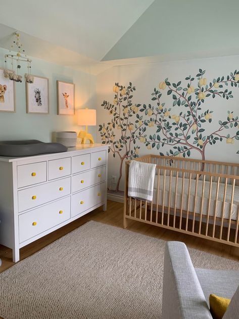 40 baby nurseries that exceeded new parents expectations Cutest Nursery Ideas, Citrus Nursery Theme, Pale Yellow Nursery, Clementine Nursery, Baby Nursery Inspiration, Baby Room Themes, Yellow Nursery, Nursery Room Design, Girl Nursery Room