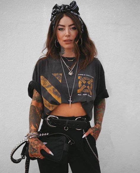 Curated Outfit, Look Rock, Rock Outfit, Rocker Chic, Mode Inspo, Glam Rock, Edgy Outfits, Black Outfit, Festival Outfits