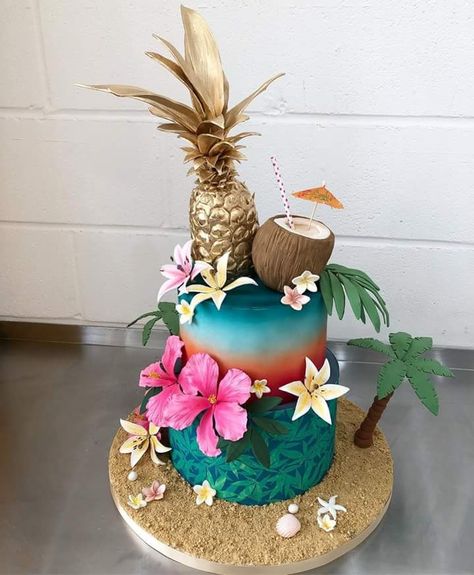 Gâteau rigolo Hawaiian Birthday Cakes, Tropical Birthday Cake, Summer Birthday Cake, Hawaiian Cake, Tropical Birthday Party, Luau Birthday Party, Hawaiian Birthday Party, Beach Cakes, Hawaiian Birthday