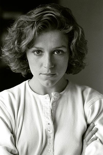 Frances McDormand: reminds me a little of Mary Stuart Masterson here. Celebrity Headshots, Joan Allen, Frances Mcdormand, Chris Noth, Elizabeth Mcgovern, Allison Williams, Rita Moreno, Kevin Spacey, Kate Bosworth