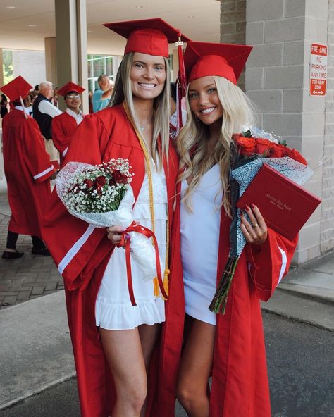 Graduation Pictures Red Cap And Gown, Red Cap And Gown Graduation, Red Cap And Gown Graduation Outfit, 8th Grade Graduation Pictures, Red Cap And Gown, 8th Grade Pictures, Red Graduation Gown, Grad Party Dresses, 2enior Ye4r