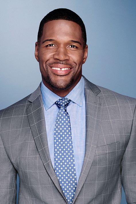 Michael Strahan Madison Morgan, Reggie Bush, Aim In Life, City Branding, Michael Strahan, Man On The Moon, Dragon Ball Artwork, Family Album, Black Man