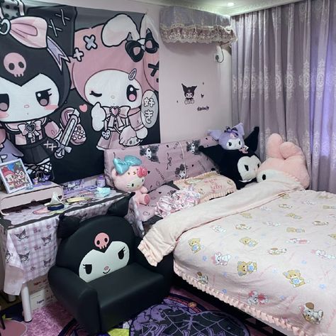 Kuromi Bedroom, Kuromi Room, Bedroom Ideas Cozy, My Melody And Kuromi, Melody And Kuromi, Pink Dollhouse, Royal Room, Hello Kitty Bedroom, Kawaii Room Decor