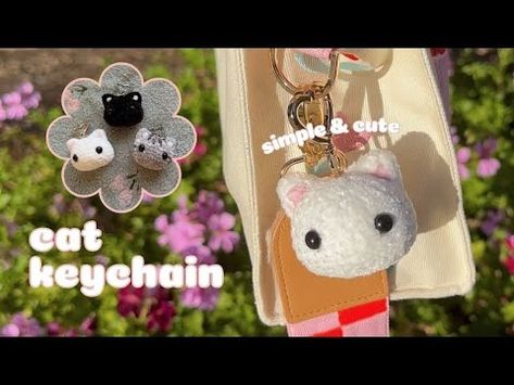 Crochet cat keychain ♡ easy tutorial (+ free pattern) - YouTube Cute Easy Crochet Plushies, Crochet Ideas Keychain, Cat Crochet Keychain, Cat Keychain Crochet, Crochet Cat Keychain, Plushie Keychain, Crochet Critters, Cat Plushie, Picture Jokes