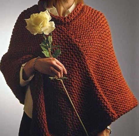 Round Loom Knitting, Circular Loom, Round Loom, Knifty Knitter, Loom Knitting Projects, Loom Knitting Patterns, Loom Knit, Poncho Pattern, Shawl Patterns