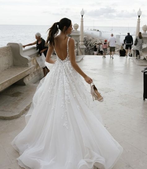 Wedding Dresses Ocean, Wedding Dresses Abroad Brides, Wedding Dresses With Flowy Open Back, Types Of Straps For Dresses, Wedding Dress Cinderella Style, Wedding Dresses Party Dress, Flat Chested Wedding Dress, Open Back Flowy Wedding Dress, Princess Wedding Dresses Corset Top