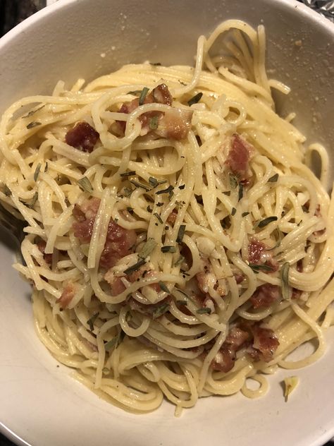 [Homemade] pasta carbonara; vermicelli tossed in a Parmesan bacon cream sauce Cream Pasta Aesthetic, Pasta Carbonara Aesthetic, Carbonara Aesthetic, Bacon Cream Sauce, Poor Food, Pasta Carbonara, Carbonara Pasta, Poor Man, Luxury Food