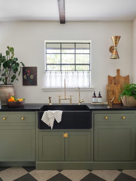 An Alice Inspired Tudor Kitchen - The Interior Collective Stoffer Home Kitchen, Tudor Style Kitchen, Century Home Kitchen, Black Farmhouse Sink, 1920s Kitchen, Tudor Kitchen, Dreamy Kitchens, Kitchen Revamp, Tudor Revival