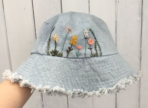 Hand Embroidered Denim, Flowers Bucket, Cute Bucket Hats, Flower Bucket Hat, Free Hand Designs, Bucket Hat Fashion, Floral Bucket Hat, Desain Buklet, Denim Bucket Hat