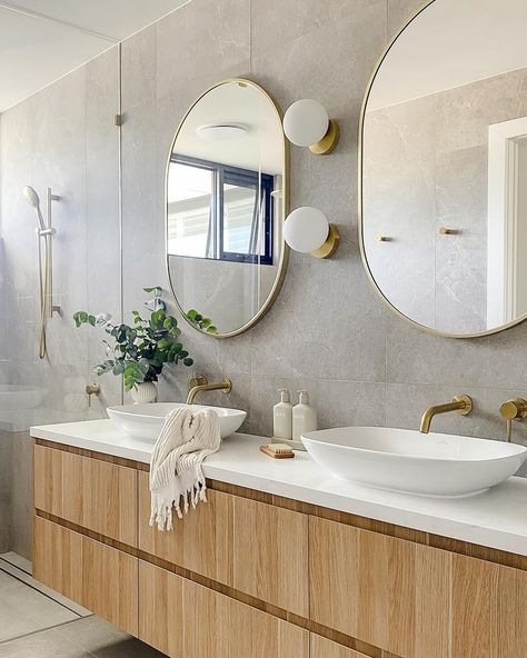 The Pill Oval mirror with brushed brass frame looks hot hot hot in this bathroom! 🥰 🙌 @studio.lux.interiors !!! #ovalmirror #framedmirror #bathroominspiration Arch Mirror Bathroom, You Choose, Arch, Mirror