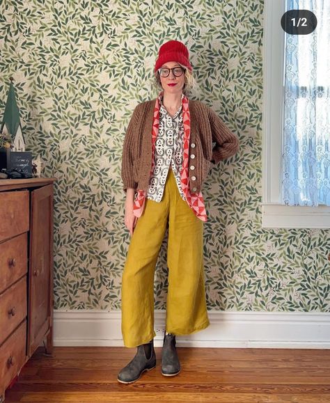 Fall Color Blocking Outfits, Art Teacher Outfits High School, Quirky Winter Outfits, Eclectic Grandma Fashion, Funky Fall Outfits, Vintage Artsy Outfit, Fun Professional Outfits, Eclectic Grandpa Fashion, Funky Fall Fashion