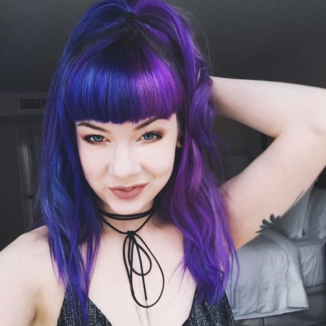 3,882 Likes, 50 Comments - ZOE LONDON ⚡️ (@zoelondondj) on Instagram: “did you catch my split hair dye video? Live now on my channel! ✨” Split Hair Dye, Punky Hair, Blue And Purple Hair, Hair Dye Videos, Half Dyed Hair, Half And Half Hair, Split Dye, Two Toned Hair, Split Dyed Hair