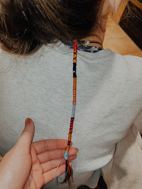 Hair wrap with desert themed colors! Perfect for that southwestern vibe. 🌵🌅 #hairwraps #desert #boho Hair Wraps Thread Curly Hair, Hair Wrap Designs, String Hair Wraps, Hair Wrap Ideas, Thread Hair Wraps, Boho Hair Wrap, Cute Hair Ideas, Hippie Hair, Creative Hair