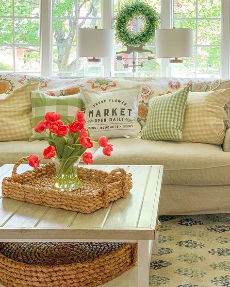 Courtney Affrunti on Instagram: “A mix of quilts and checks with, perhaps, some sort of words thrown in seems to be the formula that is most pleasing to me.🌼I think I’ll…” Spring Living Room, Summer Living Room, Floor Lamp With Shelves, Home Beach, Summer Living, Summer Home Decor, Spring Home Decor, Farmhouse Living, Spring Home