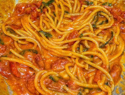 Rigatoni, Provolone, Linguine, Italian Recipes, Spaghetti, Chef, Pasta, Ethnic Recipes