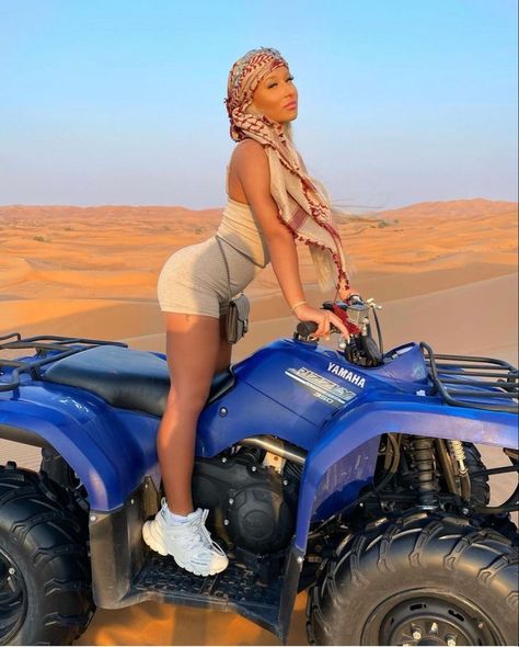 Cute Atv Riding Outfit, Atv Riding Outfit Vacation, Bike Outfits Women, Boujee Baddie, Dubai Fashion Women, Cabo Outfits, Bedroom Women, Desert Outfit, Ulzzang Outfit