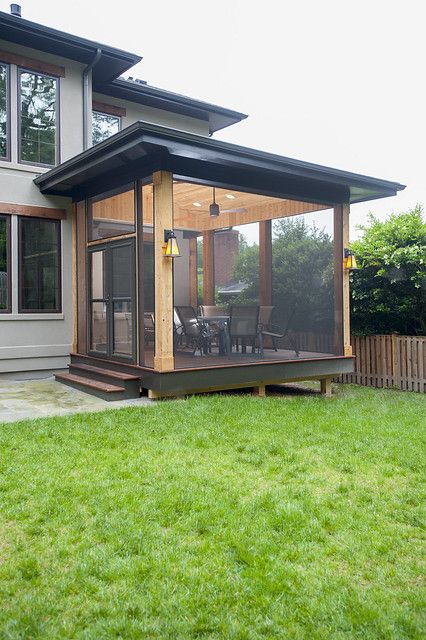 Flat Roof Extension Ideas, Screened In Porch Diy, Screened Gazebo, Screened Porch Designs, Porch Addition, Screen House, Patio Deck Designs, Sunroom Designs, Enclosed Patio