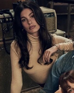 Camila Dunne Aesthetic, Camila Dunne, Makup Looks, Daisy Jones And The Six, Camila Morrone, Greatest Rock Bands, 70s Aesthetic, Daisy Jones, Dream Hair