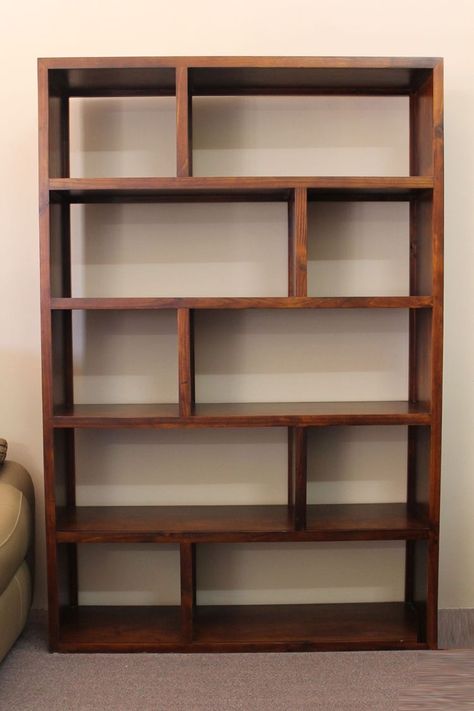 Shoe Aesthetics, Cabinet Shoes, Shoe Outfits, Pallet Bookshelf, Shoe Organization, Ideas Closet, Closet Shoes, Bookcase Diy, Shoes Rack